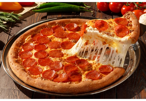 Пицца "Пепперони" с томатным соусом, пепперони и моцареллой